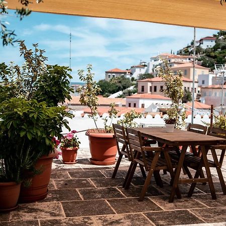 Arokaria Boutique Apartments هيدرا المظهر الخارجي الصورة