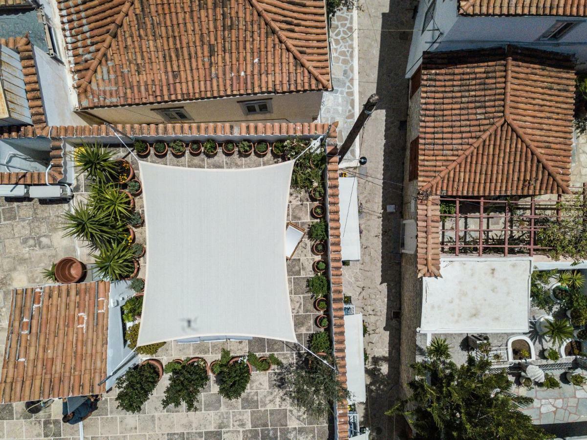 Arokaria Boutique Apartments هيدرا المظهر الخارجي الصورة