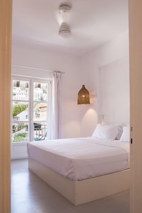 Arokaria Boutique Apartments هيدرا المظهر الخارجي الصورة